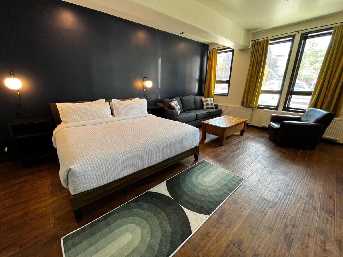 Hotel Frisco Bagian luar foto