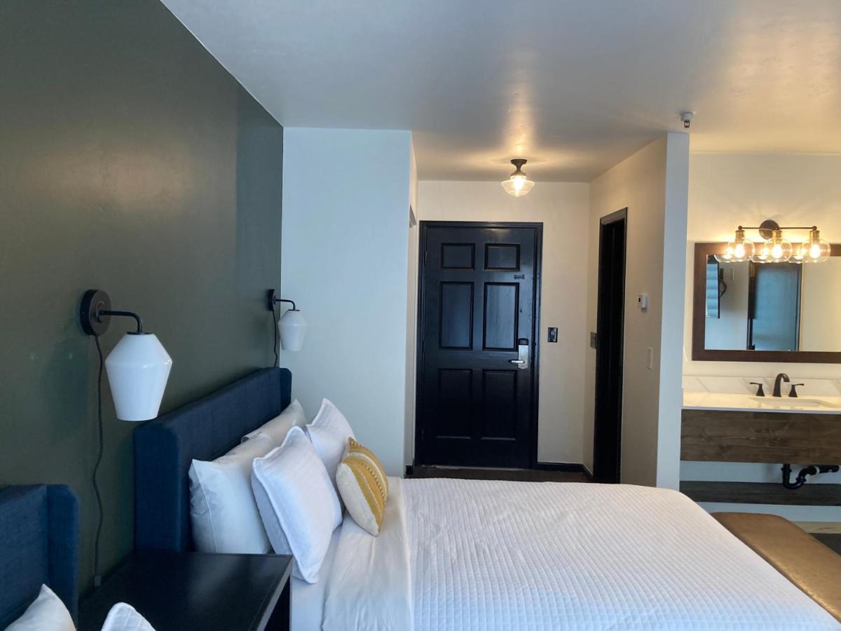 Hotel Frisco Bagian luar foto