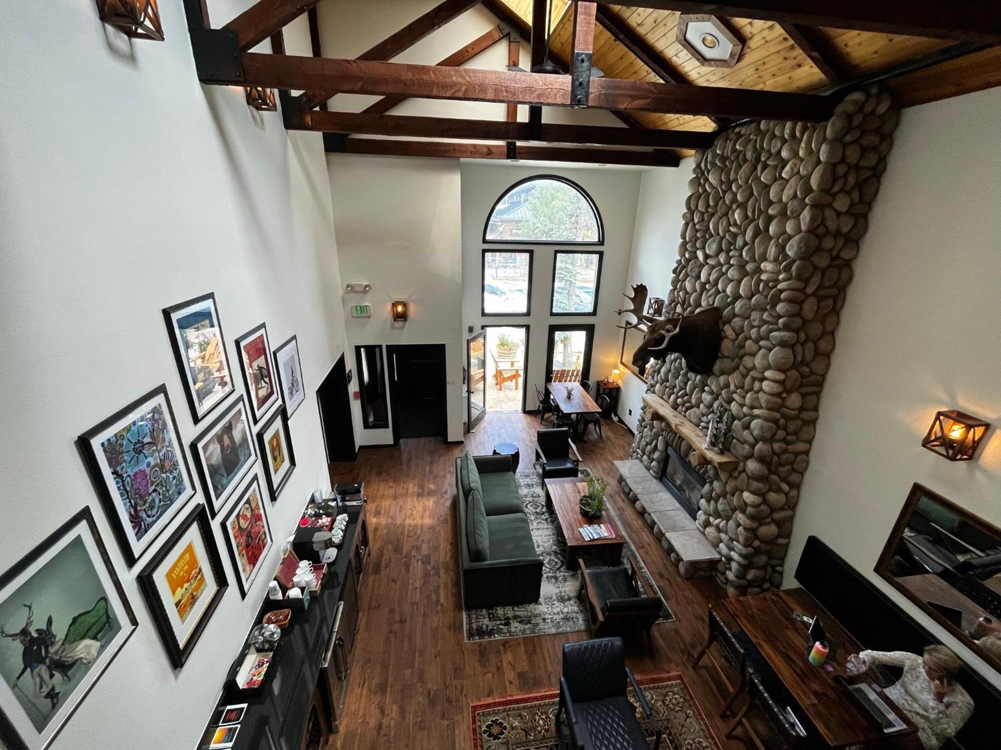 Hotel Frisco Bagian luar foto