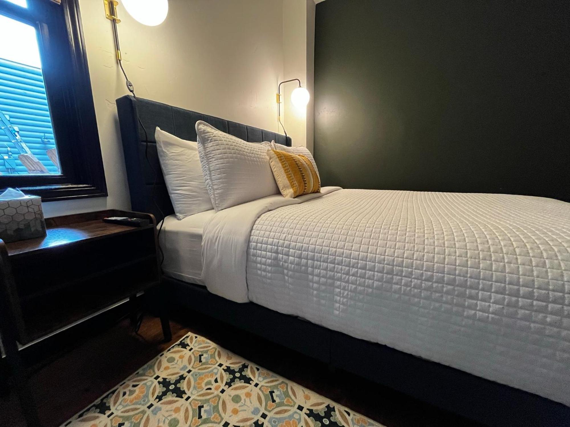 Hotel Frisco Bagian luar foto